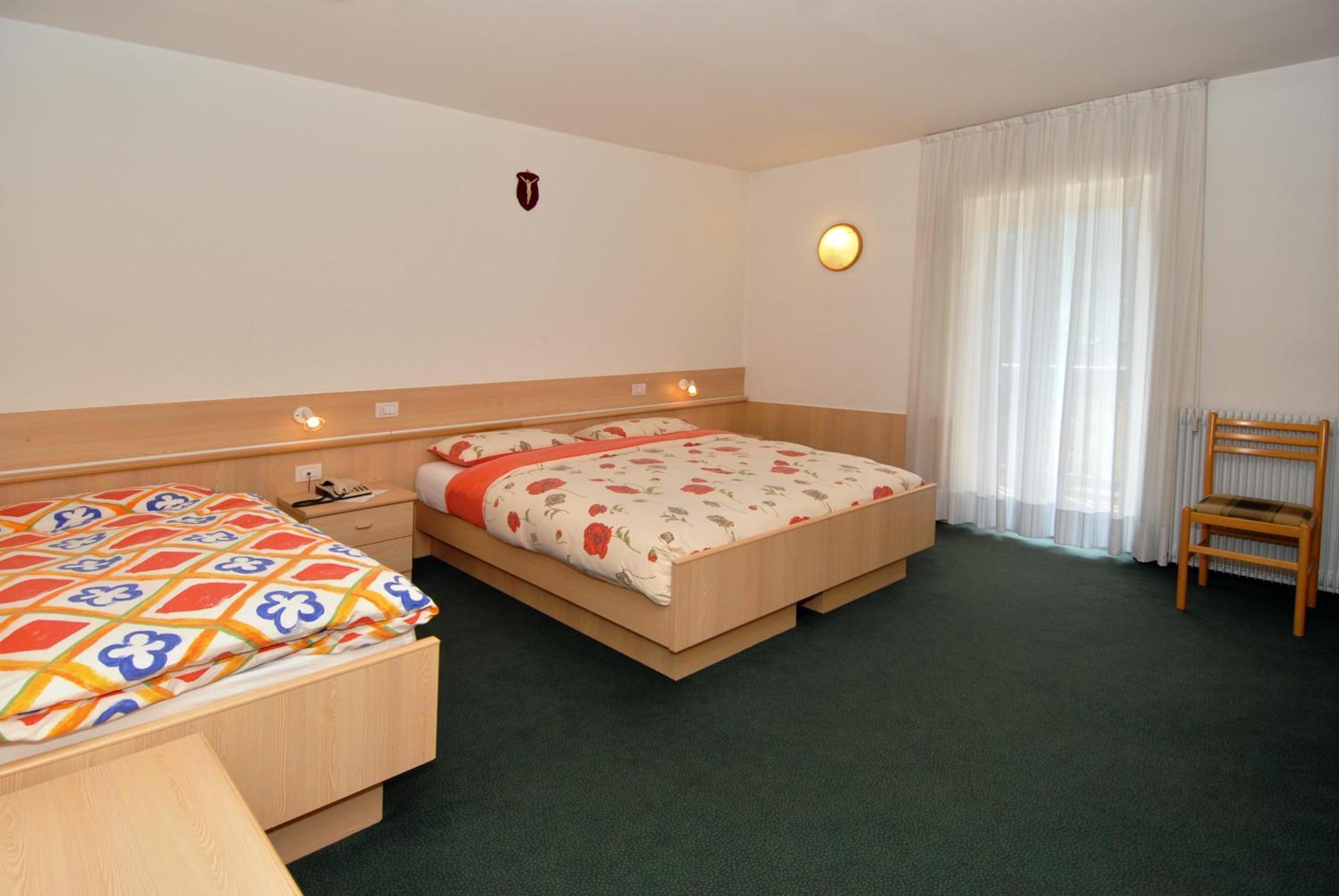 Hotel Zanon Ziano di Fiemme Extérieur photo